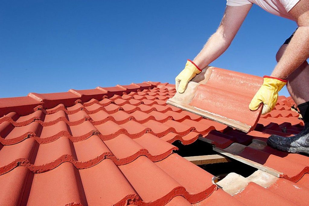 The Cost Difference of Different Types of Roof Repairs